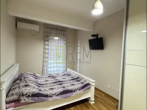 Izdavanje, trosoban stan, 90m², Preko Morače, Podgorica - image 6