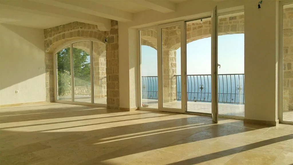 Sale, house, 500m², Drobni pijesak, Budva