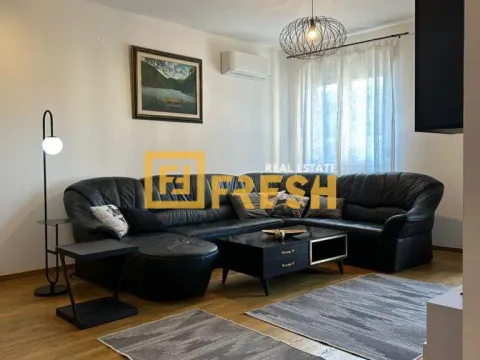 Izdavanje, dvosoban stan, 64m², City Kvart, Podgorica - image 2
