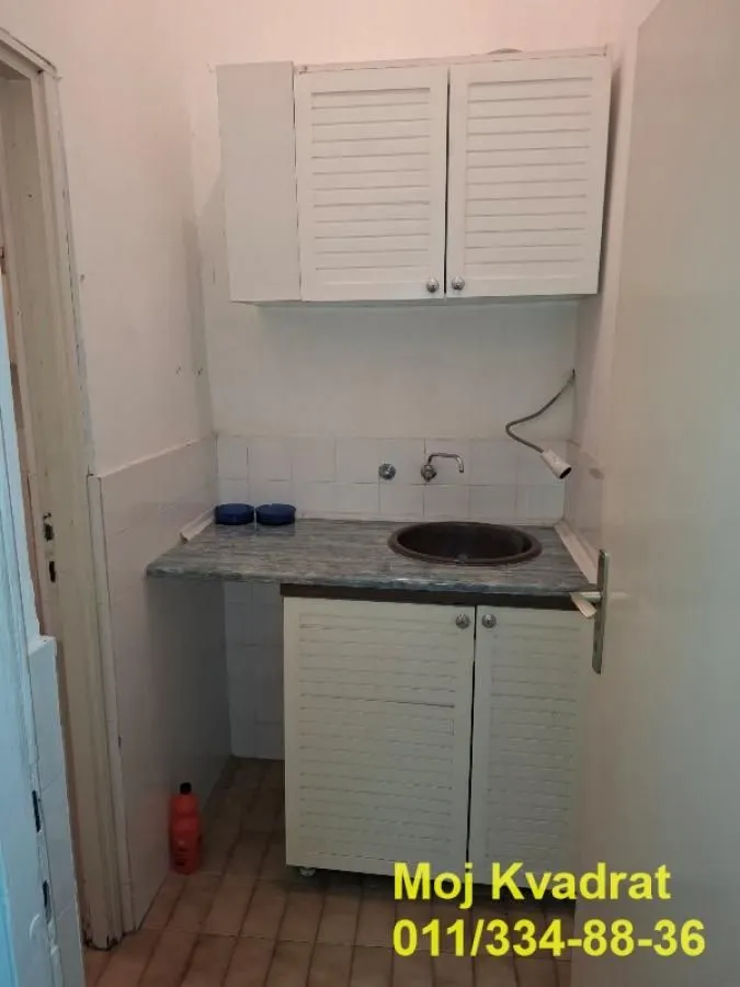Sale, office space, 30m², Čukarica, Beograd