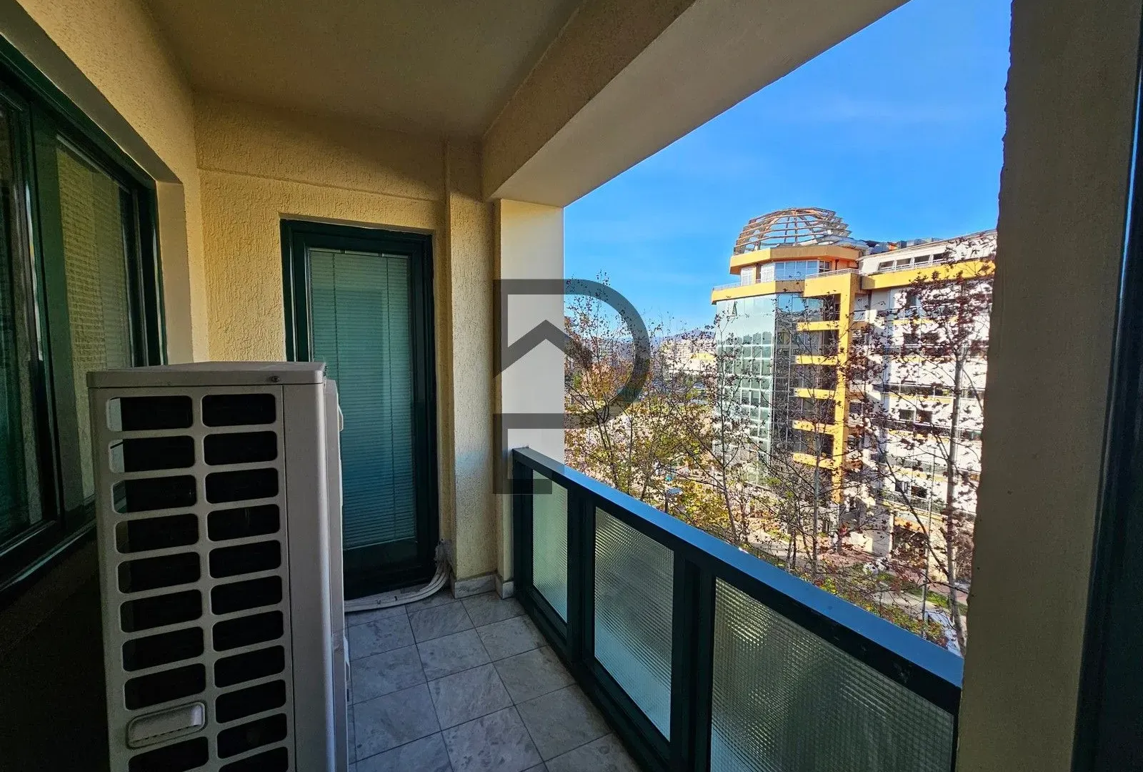 Rent, office space, 55m², Preko Morače, Podgorica