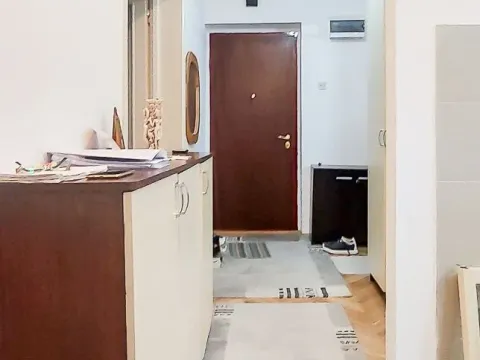 Prodaja, trosoban stan, 74m², Aleksinac, Niš - image 4