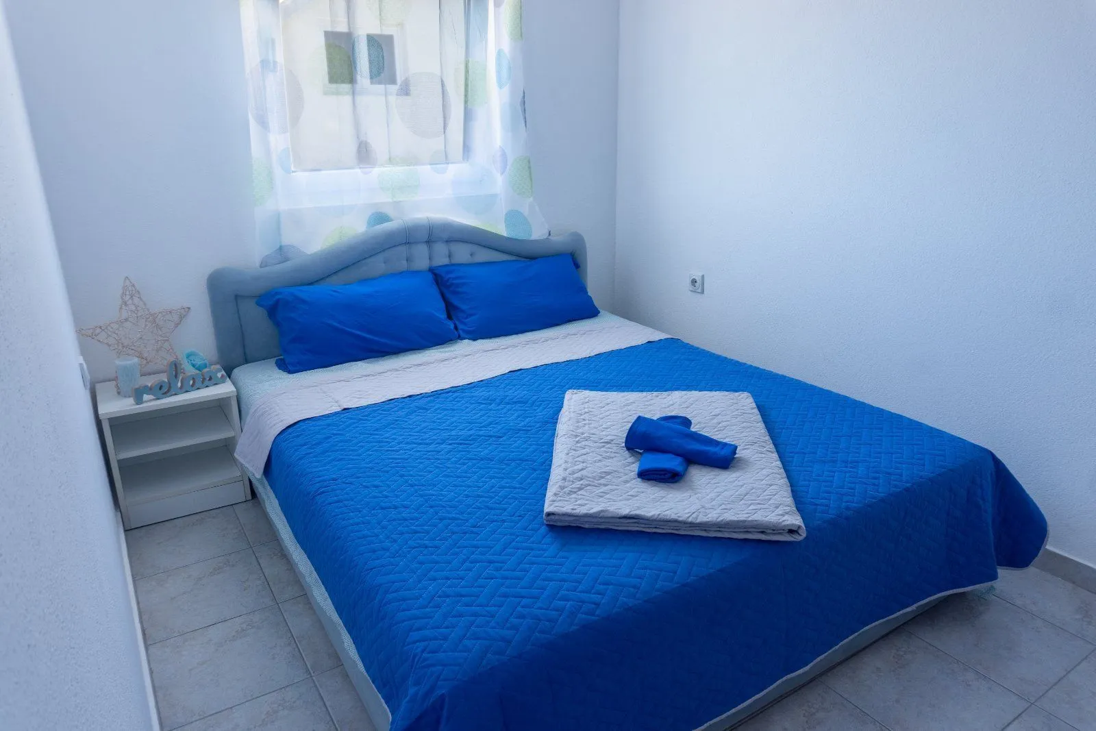 Prodaja, kuća, 700m², Lastva Grbaljska, Kotor