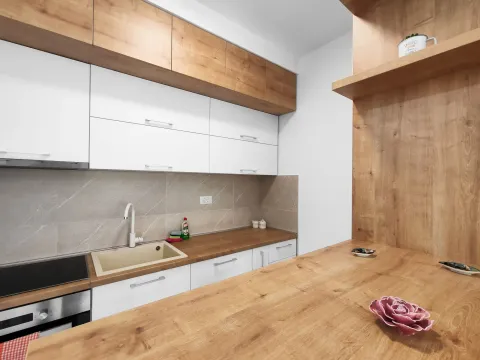 Izdavanje, jednosoban stan, 37m², Bečići, Budva - image 8