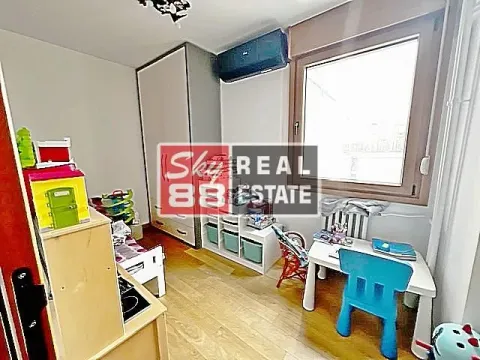 Prodaja, trosoban stan, 72m², Stari Grad, Beograd - image 10