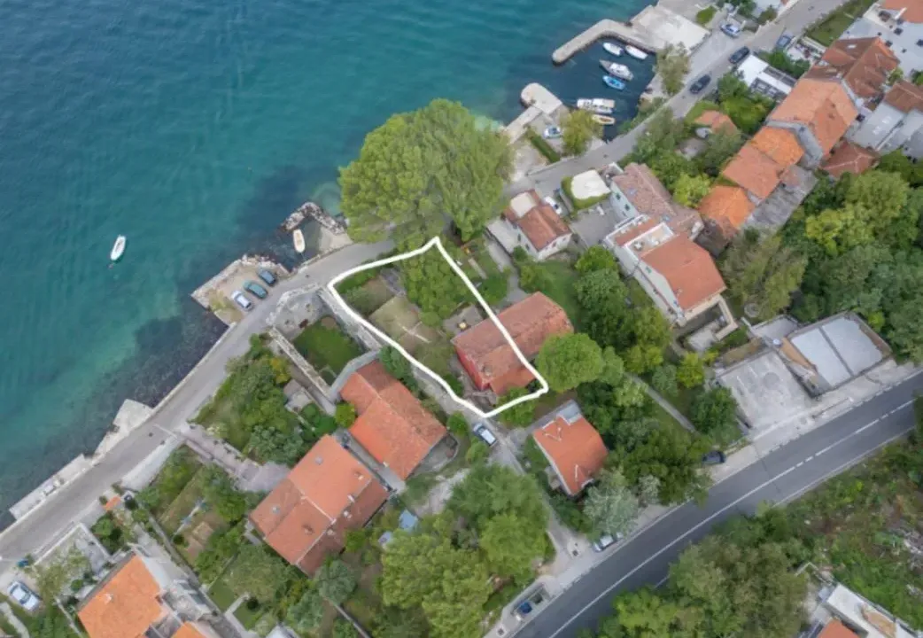 Sale, house, 521m², Dobrota, Kotor