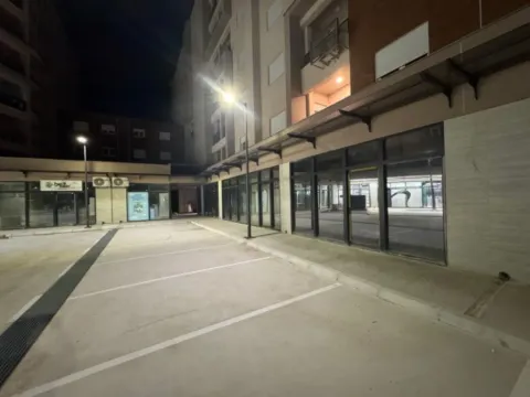 Rent, office space, 100m², Podgorica, Crna Gora - image 1