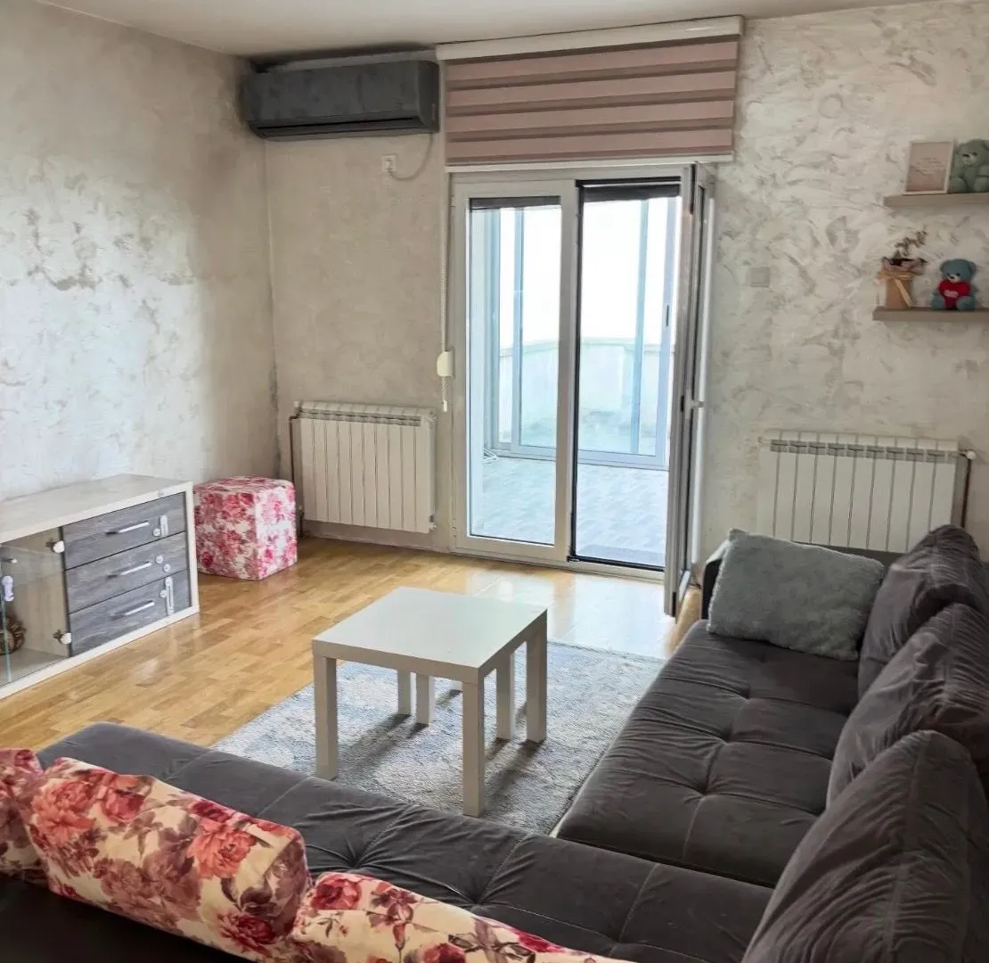 Sale, house, 150m², Stari Aerodrom, Podgorica
