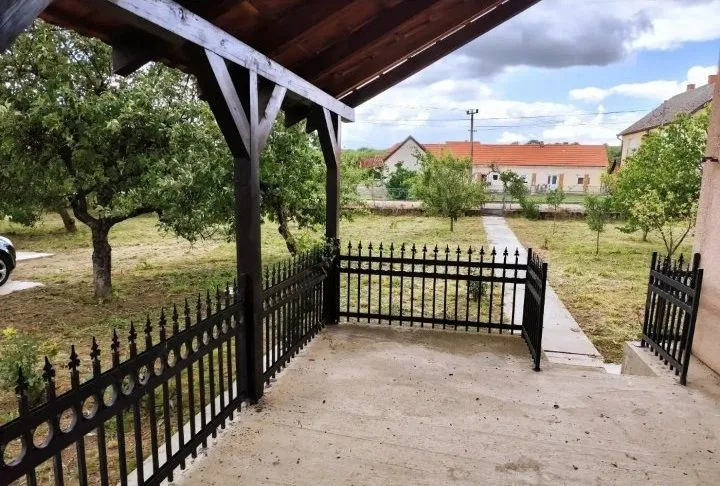 Sale, house, 130m², Vladimirci, Srbija