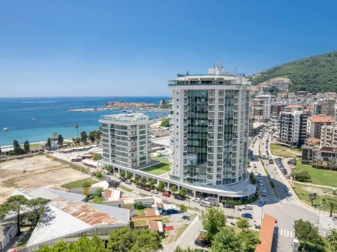 Sale, two bedroom apartment, 104m², Tree cane, Budva