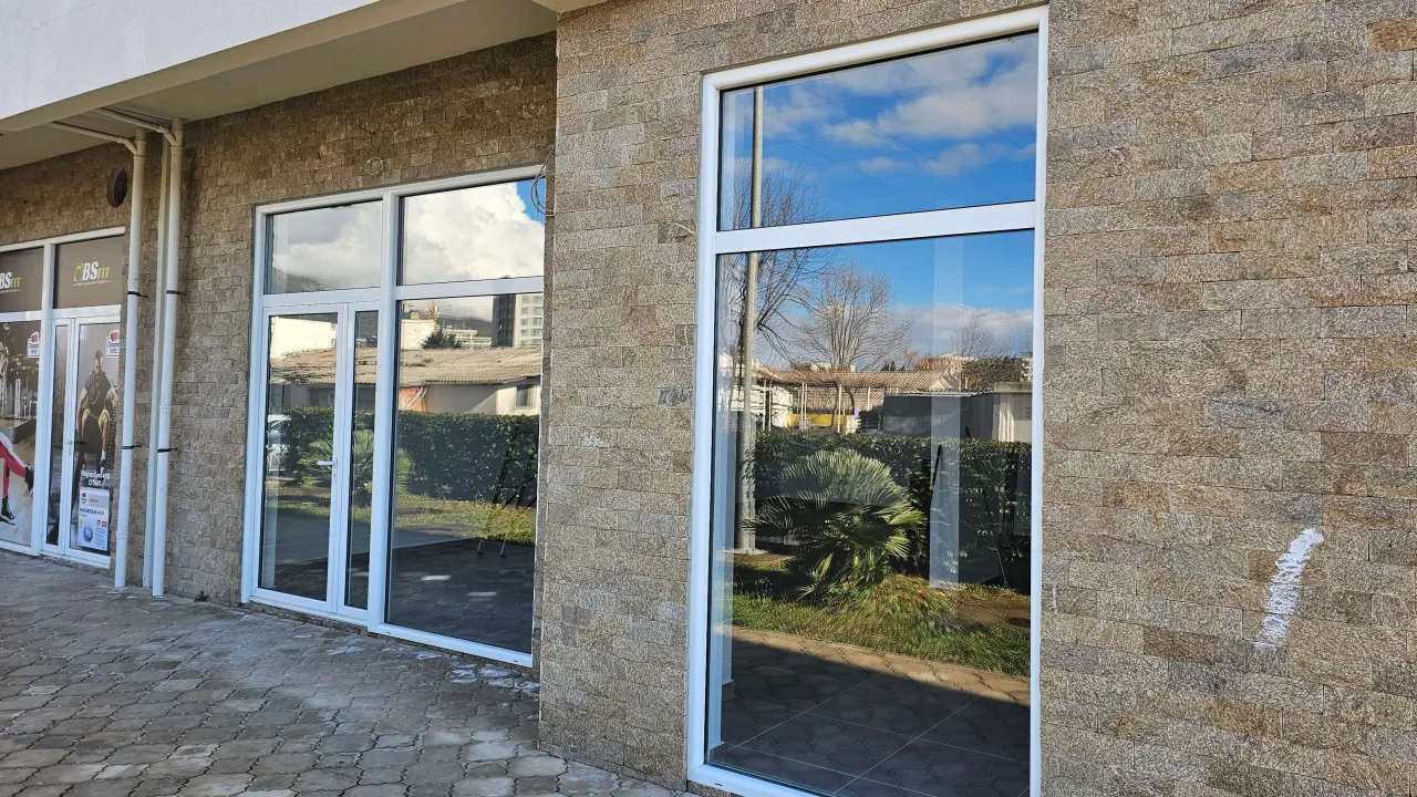 Rent, office space, 70m², Topolica, Bar