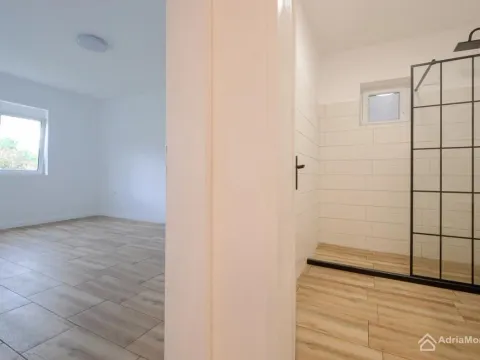 Prodaja, kuća, 118m², Tivat, Crna Gora - image 14