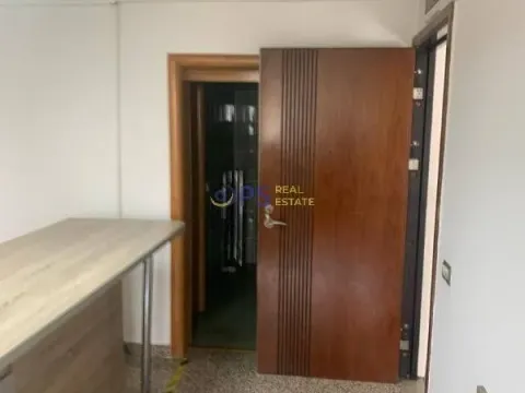 Izdavanje, poslovni prostor, 63m², Bar, Crna Gora - image 4