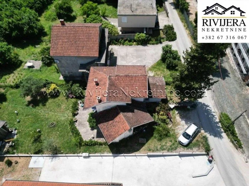 Prodaja, kuća, 161m², Donja Lastva, Tivat