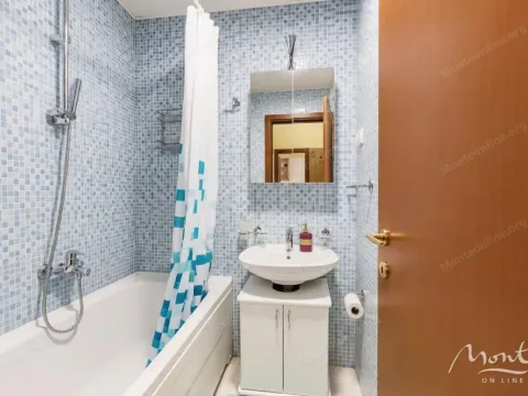 Prodaja, jednosoban stan, 50m², City Kvart, Podgorica - image 7