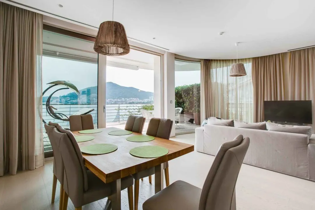 Prodaja, dvosoban stan, 156m², Budva, Crna Gora