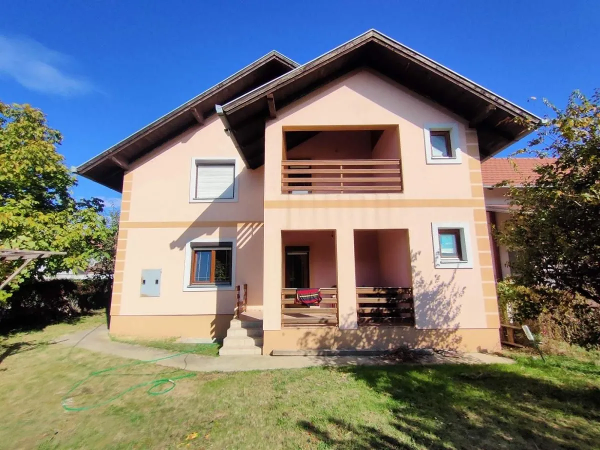 Prodaja, kuća, 315m², Adice, Novi Sad Sve Podlokacije