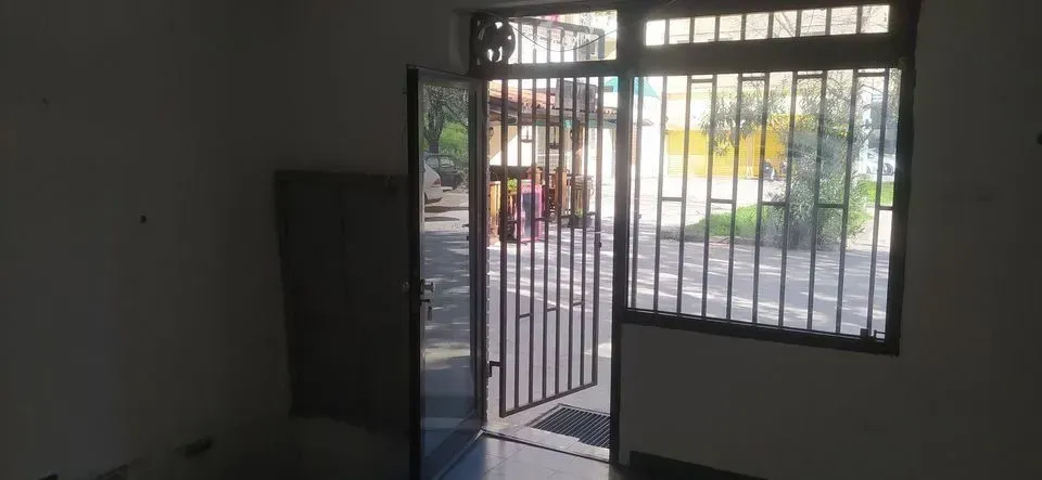 Rent, office space, 32m², Lepa Kata, Podgorica