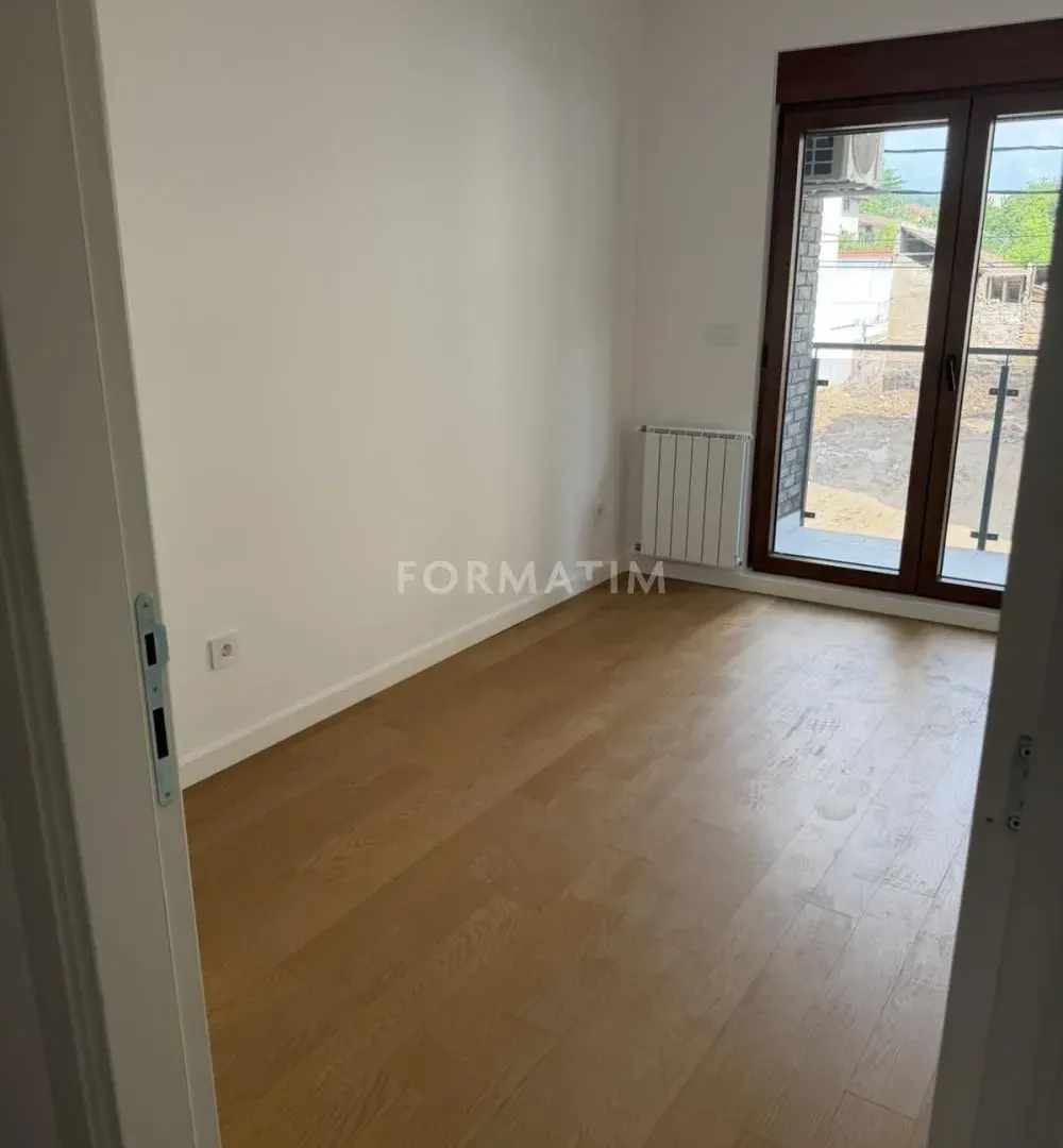 Rent, two bedroom apartment, 47m², Đeram Pijaca, Beograd