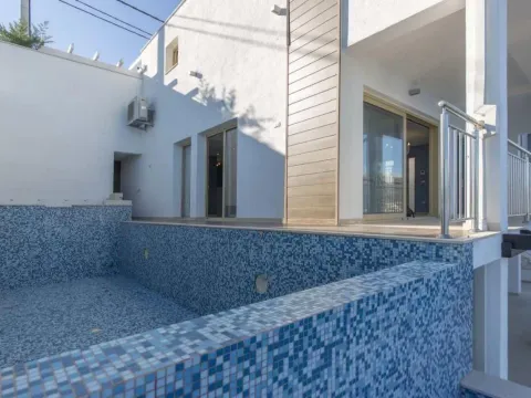 Prodaja, kuća, 350m², Krašići, Tivat - image 9