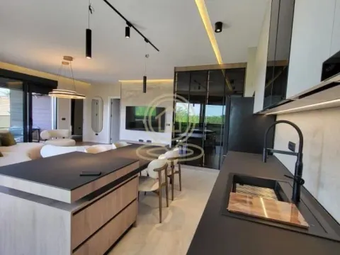 Izdavanje, trosoban stan, 83m², Olimp, Zvezdara Sve Podlokacije - image 11