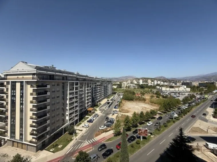 Rent, two bedroom apartment, 74m², Central Point, Podgorica