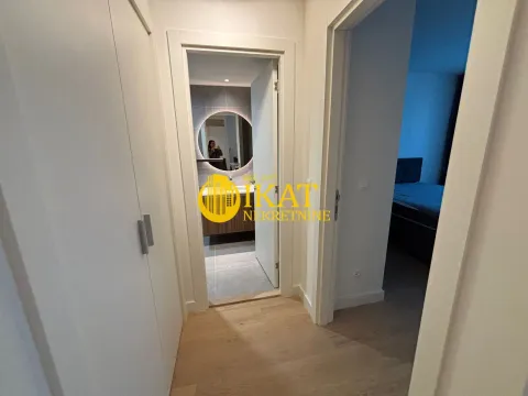 Rent, two bedroom apartment, 56m², Savski Venac, Beograd - image 9