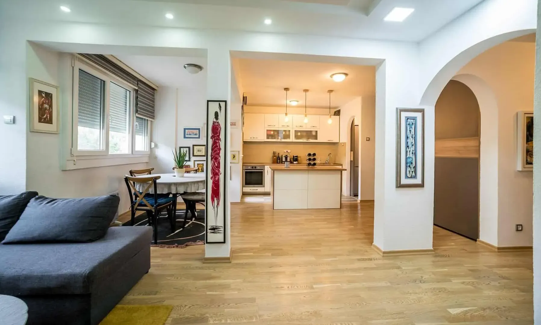 Prodaja, jednosoban stan, 60m², Tivat, Crna Gora