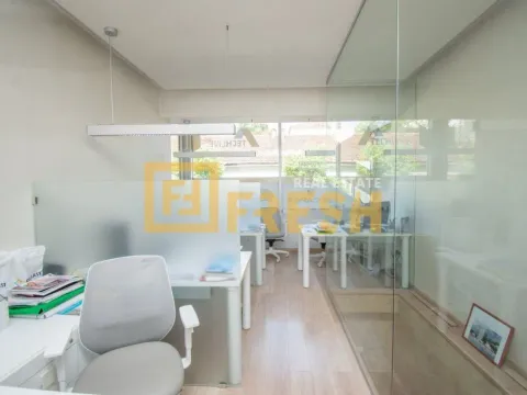 Prodaja, poslovni prostor, 80m², Centar, Podgorica - image 2