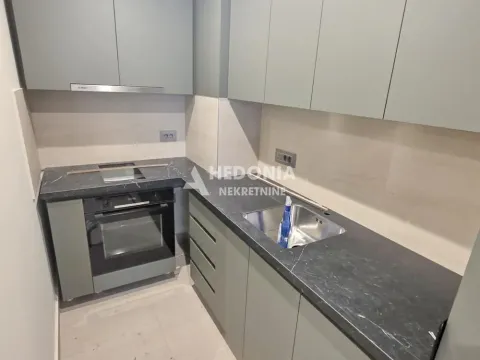 Stan in Novi Beograd Blok 65