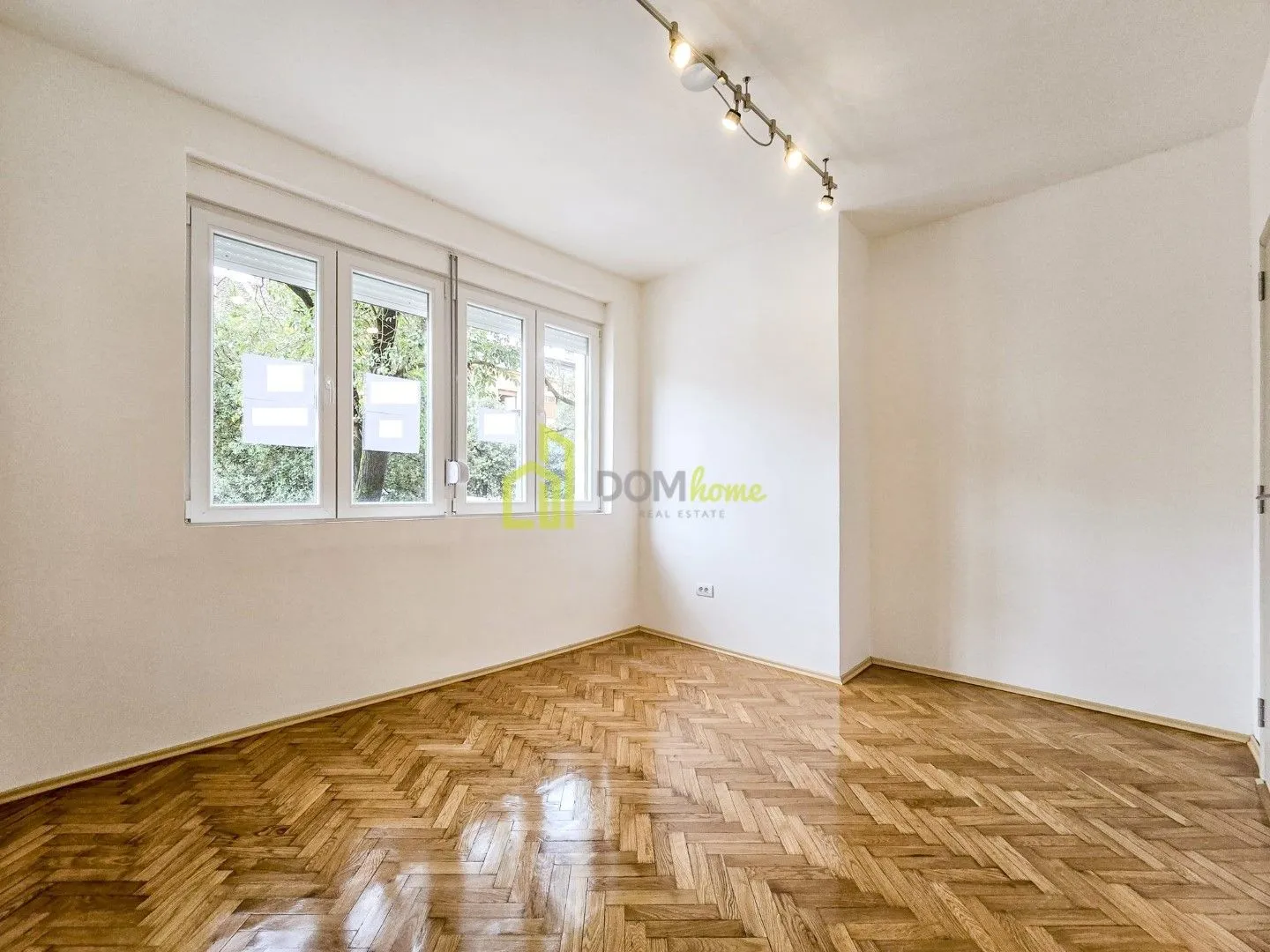 Rent, office space, 61m², Centar, Podgorica