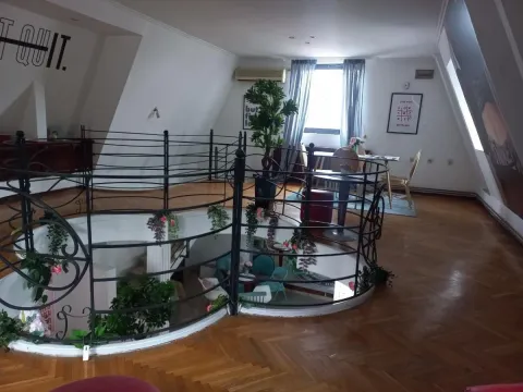 Izdavanje, poslovni prostor, 155m², Savski Venac, Beograd - image 5