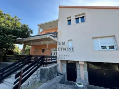 Izdavanje, kuća, 100m², Zabjelo, Podgorica - image 12