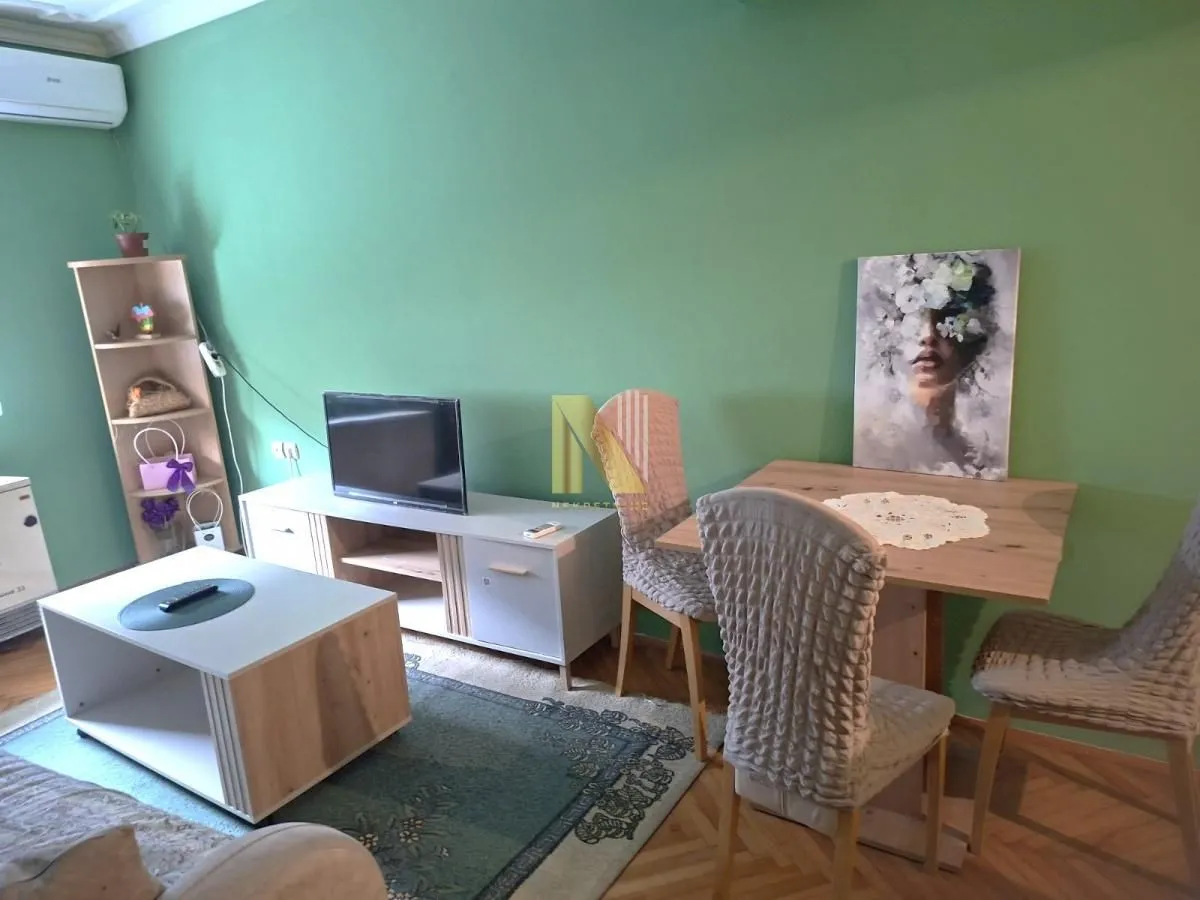 Izdavanje, garsonjera, 34m², Podbara, Novi Sad Sve Podlokacije