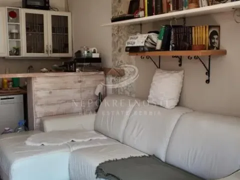 Prodaja, kuća, 200m², Lekino Brdo, Voždovac Sve Podlokacije - image 16