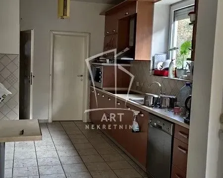 Prodaja, kuća, 427m², Voždovac Sve Podlokacije, Beograd - image 10