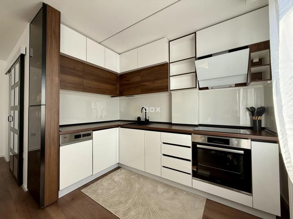 Prodaja, trosoban stan, 79m², Medijana, Niš
