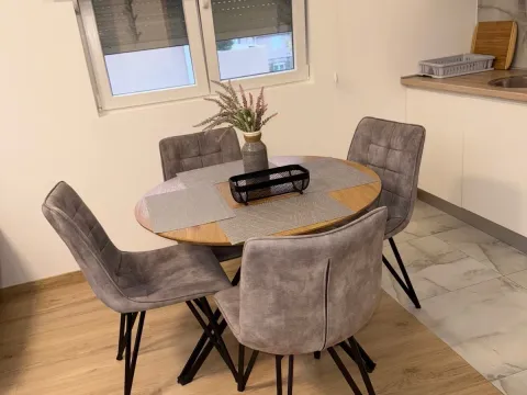 Izdavanje, jednosoban stan, 50m², Donja Lastva, Tivat - image 2