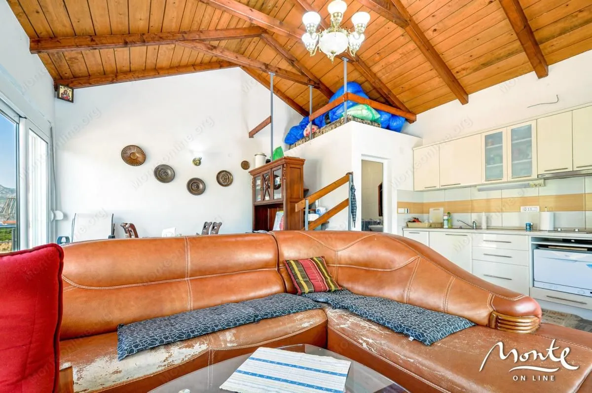 Prodaja, kuća, 110m², Lepetani, Tivat