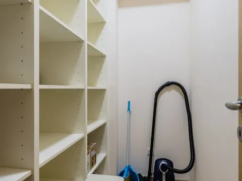 Izdavanje, dvosoban stan, 96m², Pržno, Budva - image 6