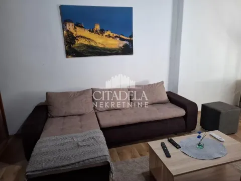 Izdavanje, trosoban stan, 80m², Voždovac Sve Podlokacije, Beograd - image 9