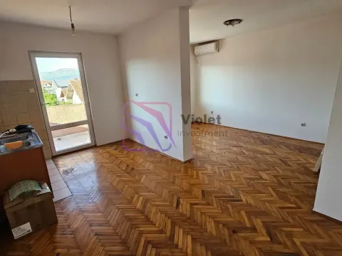 Prodaja, jednosoban stan, 58m², Stari Aerodrom, Podgorica - image 3