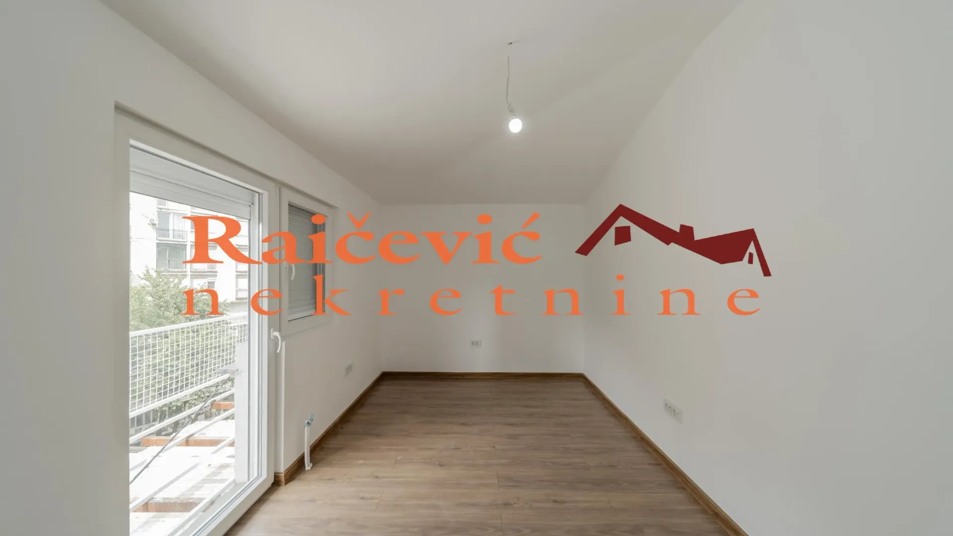 Prodaja, trosoban stan, 83m², Profesorska Kolonija, Palilula Sve Podlokacije
