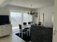 Izdavanje, dvosoban stan, 100m², Šušanj, Bar - image 1