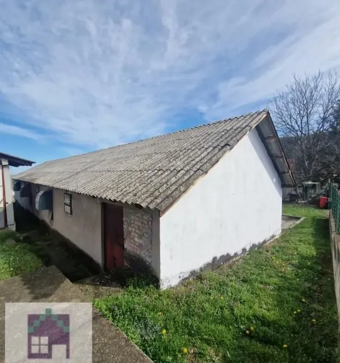 Izdavanje, poslovni prostor, 200m², Obrenovac, Beograd