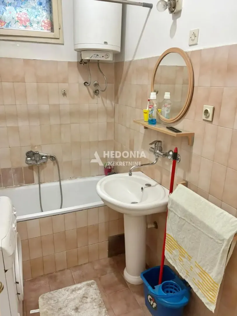 Sale, house, 181m², Zemun Gornji Grad, Zemun Sve Podlokacije