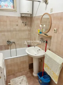 Sale, house, 181m², Zemun Gornji Grad, Zemun Sve Podlokacije - image 16