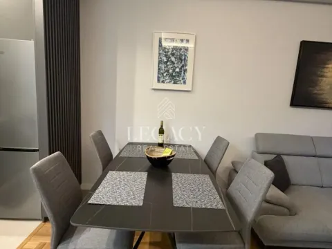 Rent, two bedroom apartment, 50m², Đeram Pijaca, Beograd - image 5