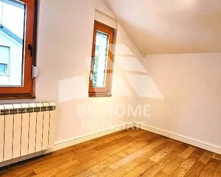 Izdavanje, kuća, 250m², Savski Venac, Beograd - image 13