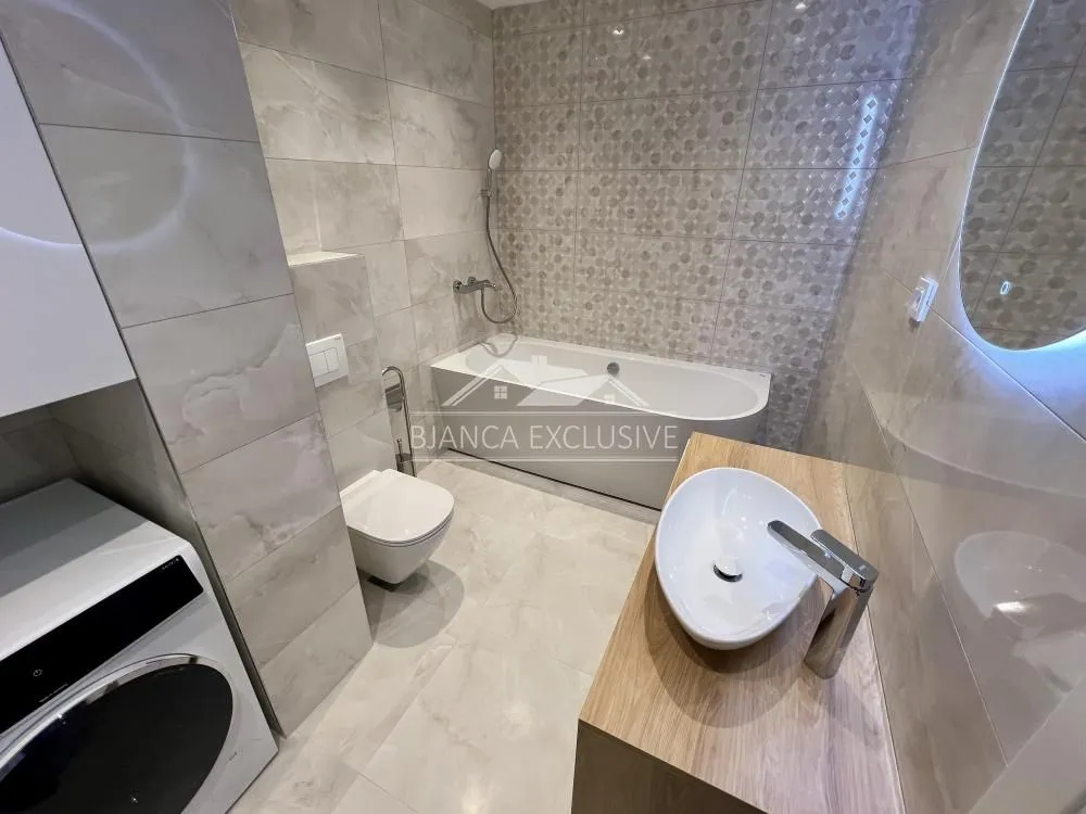 Prodaja, četvorosoban stan, 122m², Bulbulder, Zvezdara Sve Podlokacije